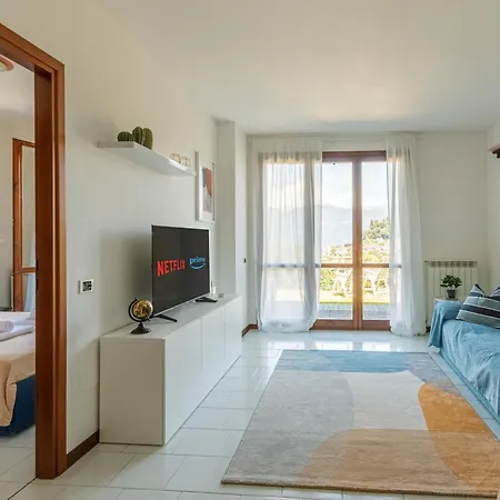 Panorama Sul Maggiore, Free Wifi Netflix&tennis Appartamento